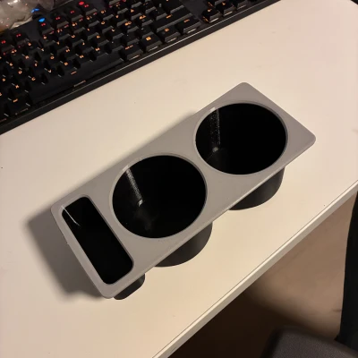 Mod khay để ly Volvo P1 (S40/C30/V50)