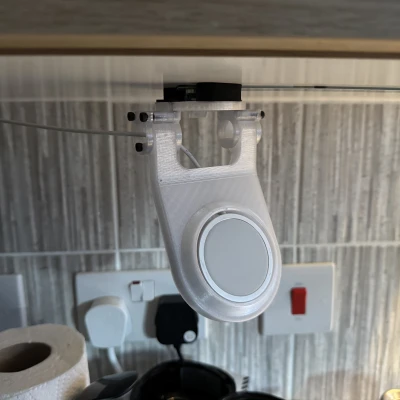 Giá đỡ MagSafe nam châm gắn dưới tủ bếp (gập gọn)