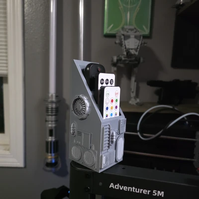 Giá đỡ remote Death Star (Star Wars)