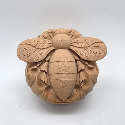 Tượng Ong Mật (Honey Bee Sculpture)