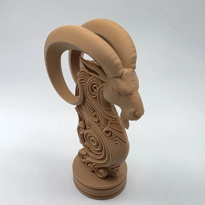 Tượng Bán Thân Ma Kết Chạm Khắc Tinh Xảo