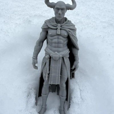 Satan phòng gym có sừng (Fitness gym Satan with horns)