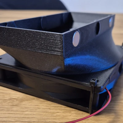 Heizkörper Lüfter – Giá đỡ gắn quạt 120mm dưới radiator bằng nam châm