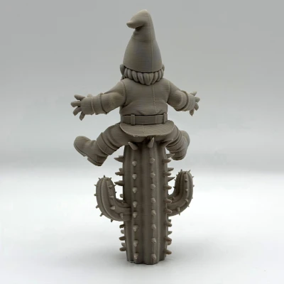 Gnome Vườn Đau Vì Xương Rồng (Cacti Pain Garden Gnome)